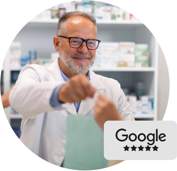 Zufriedene Kunden:innen mit Pick Up oder Versand